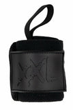 Muñequeras negras de XXL Nutrition España, diseñadas para entrenamientos intensos.