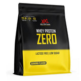Whey Protein Zero XXL Nutrition sabor banana, proteína whey sin lactosa y baja en azúcar sobre fondo transparente