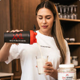 Diet Shake XXL Nutrition preparado en shaker y servido en vaso como batido sustitutivo de comida