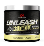 Preparando Unleash Reloaded Pre-Entreno para un impulso instantáneo antes del ejercicio.